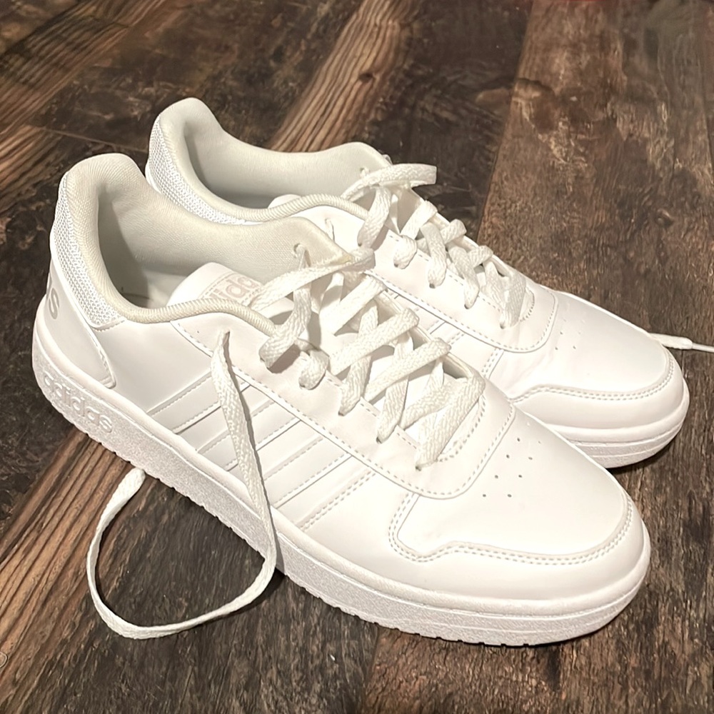 Adidas Hoops 2.0